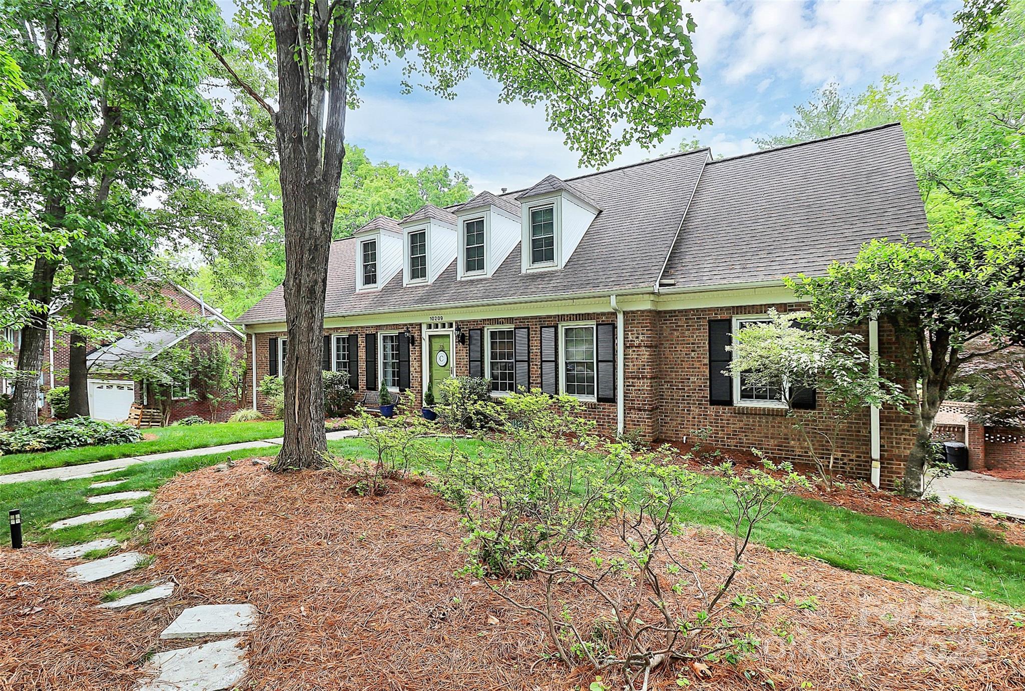 10209 Thomas Payne Circle