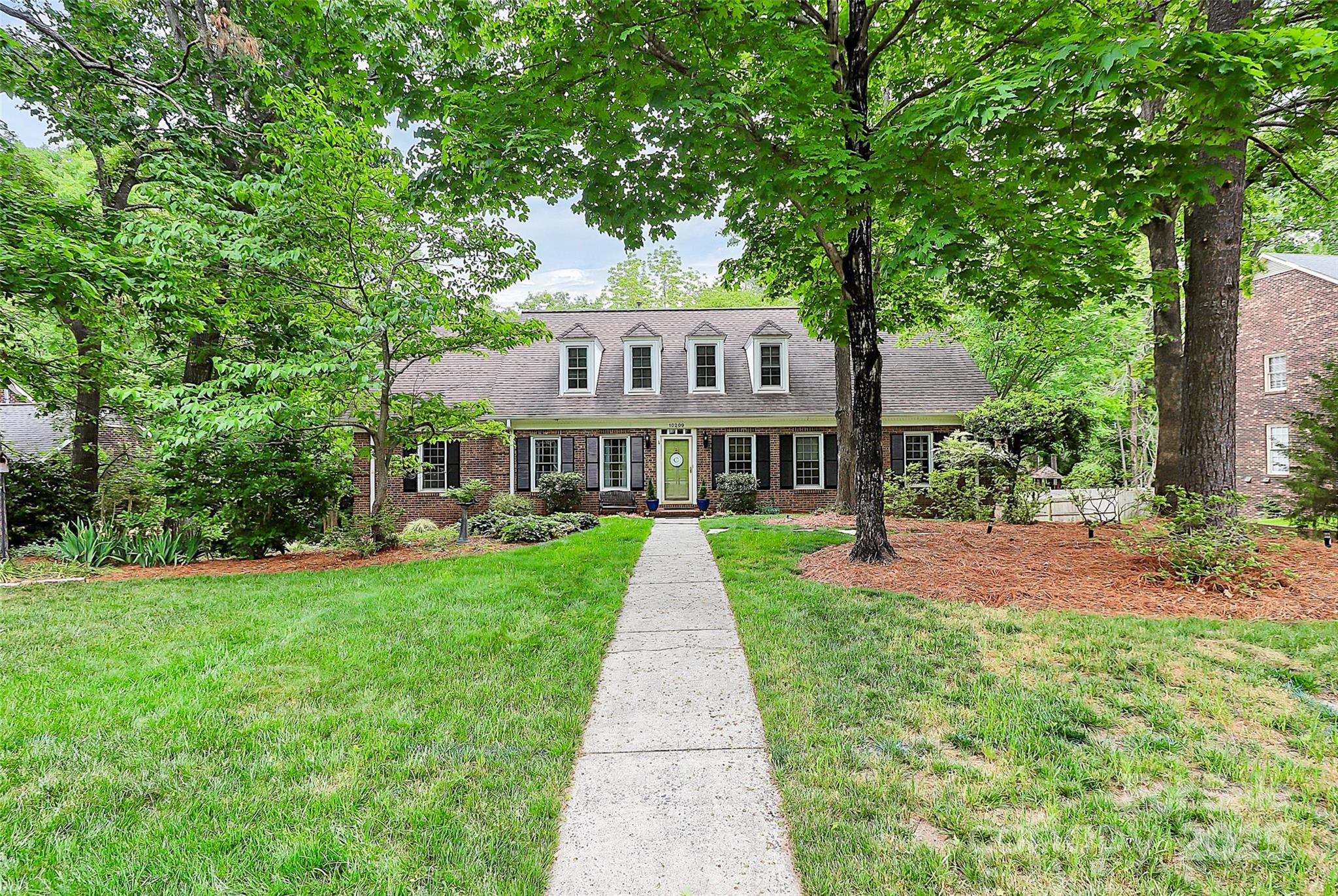 10209 Thomas Payne Circle