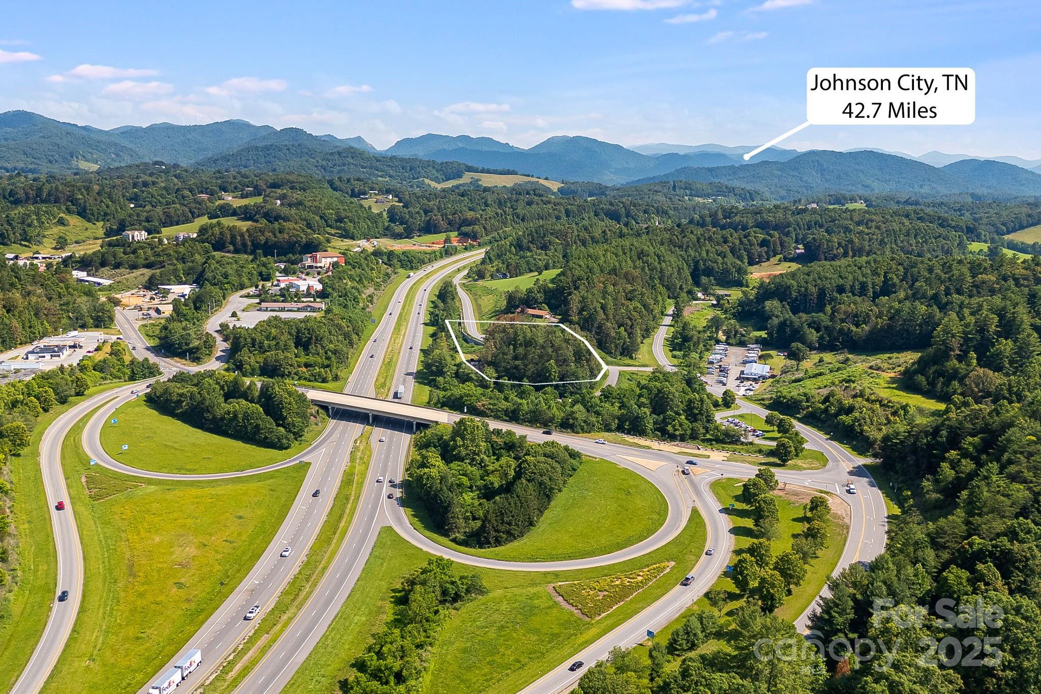 1672 Crossroads Parkway