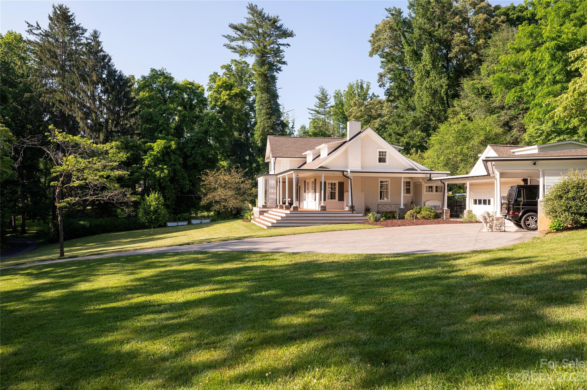 111 Rathfarnham Circle