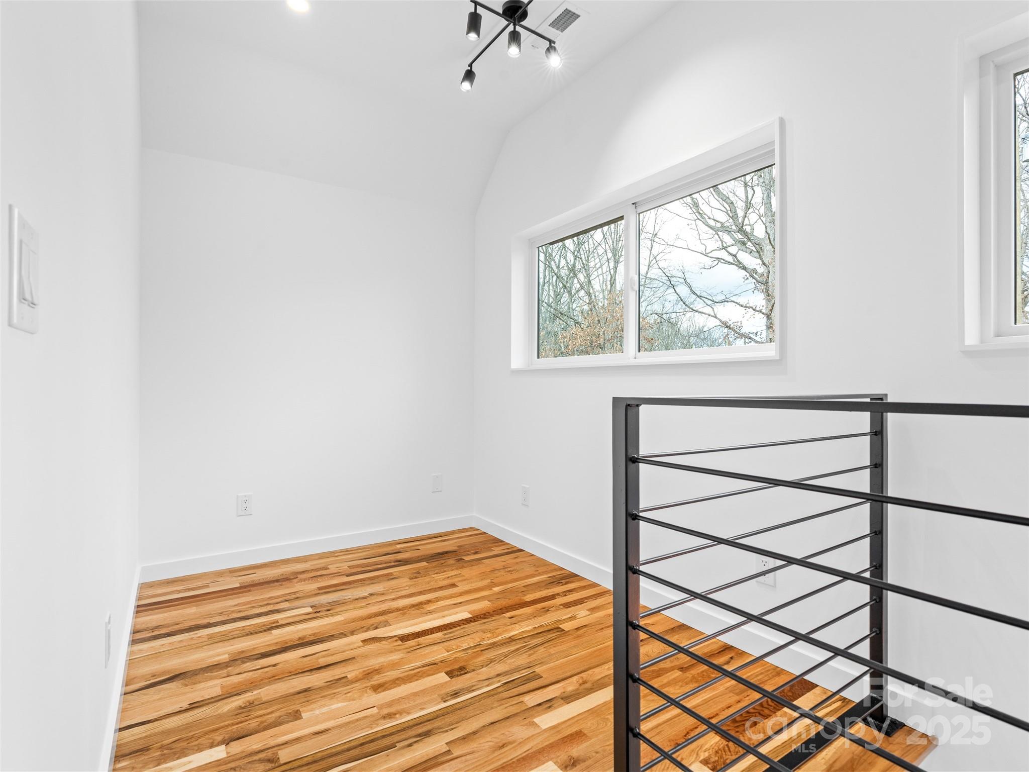 Montford - Residential