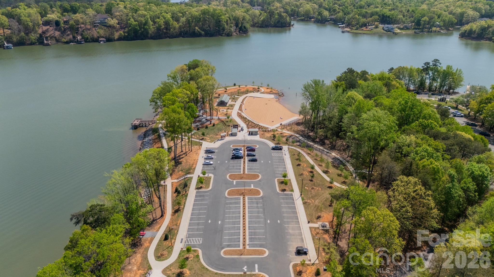 River Lakes - Residential