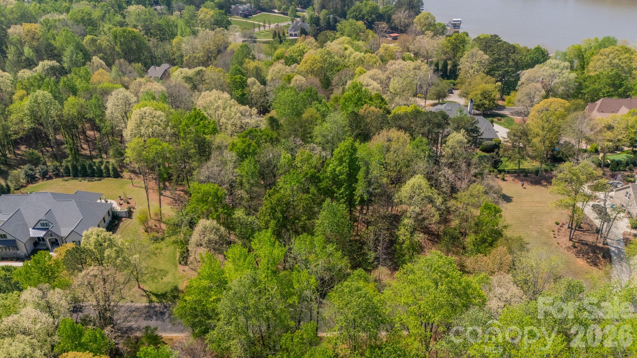 River Lakes - Residential