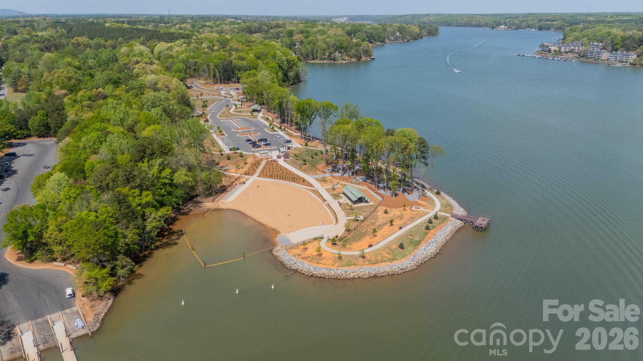 River Lakes - Residential