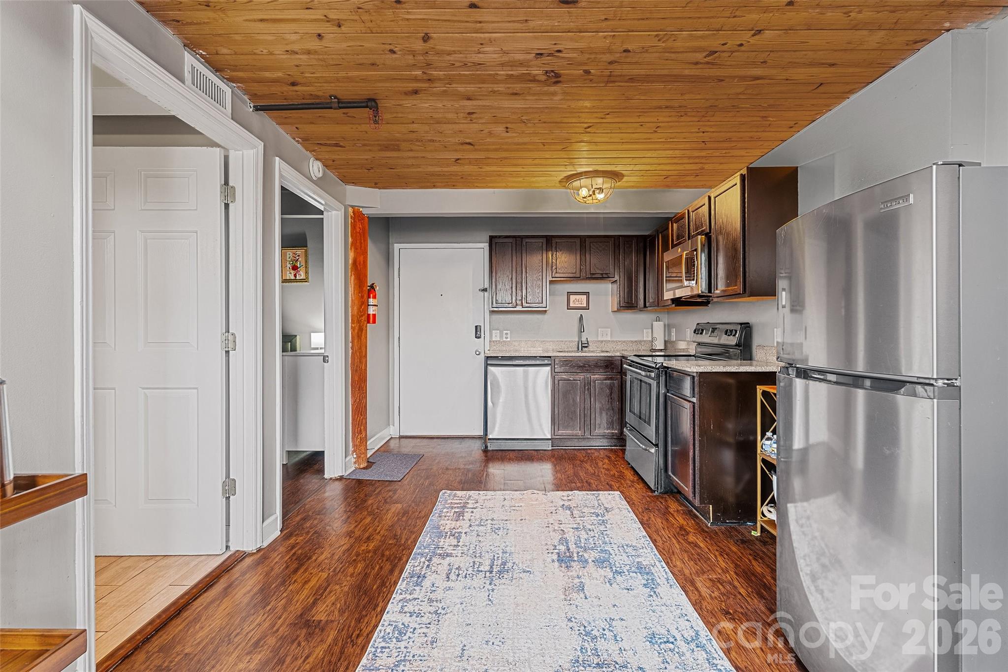 201 S Hoskins Road 230