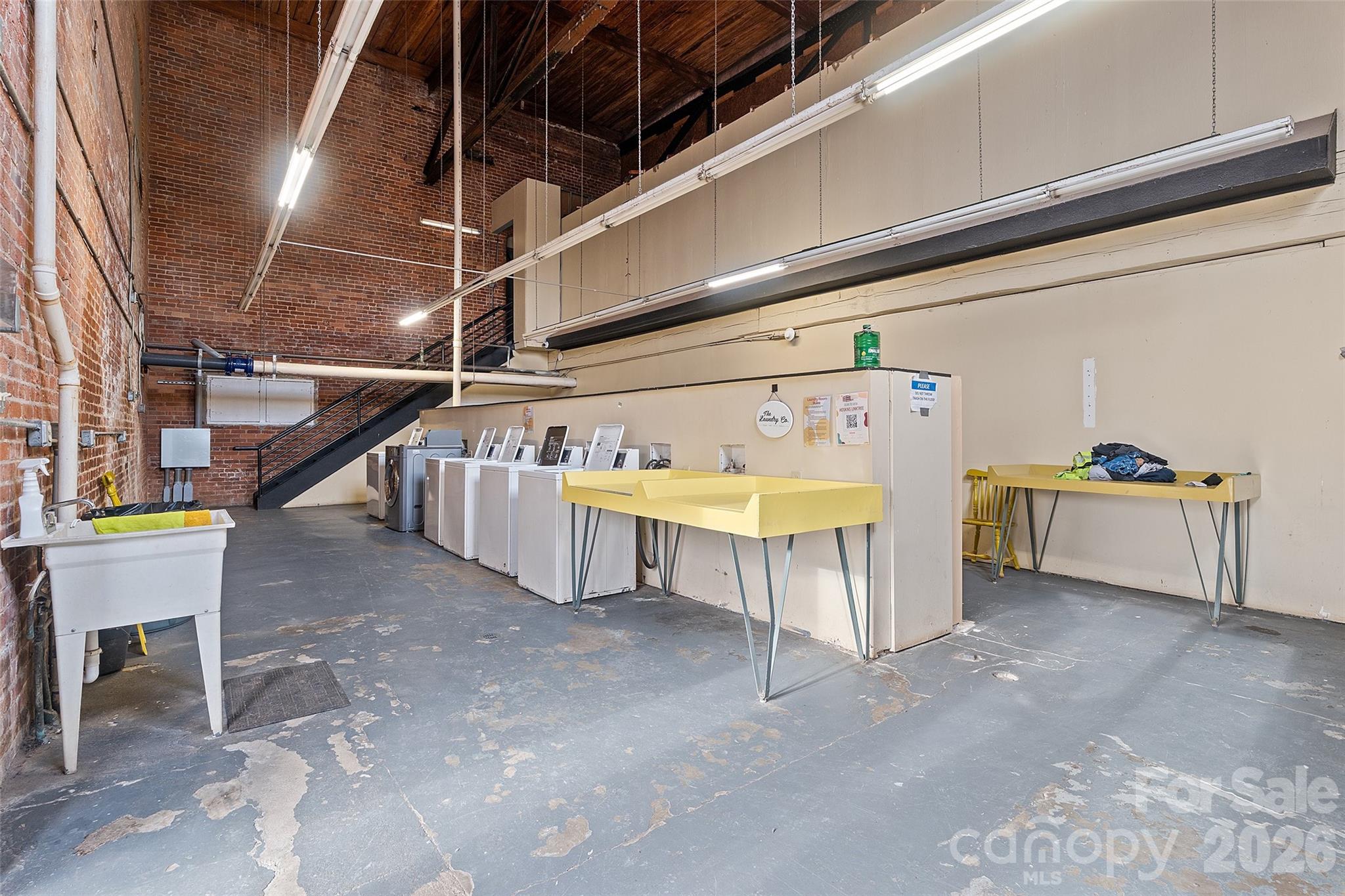 FoxRidge Lofts - Residential