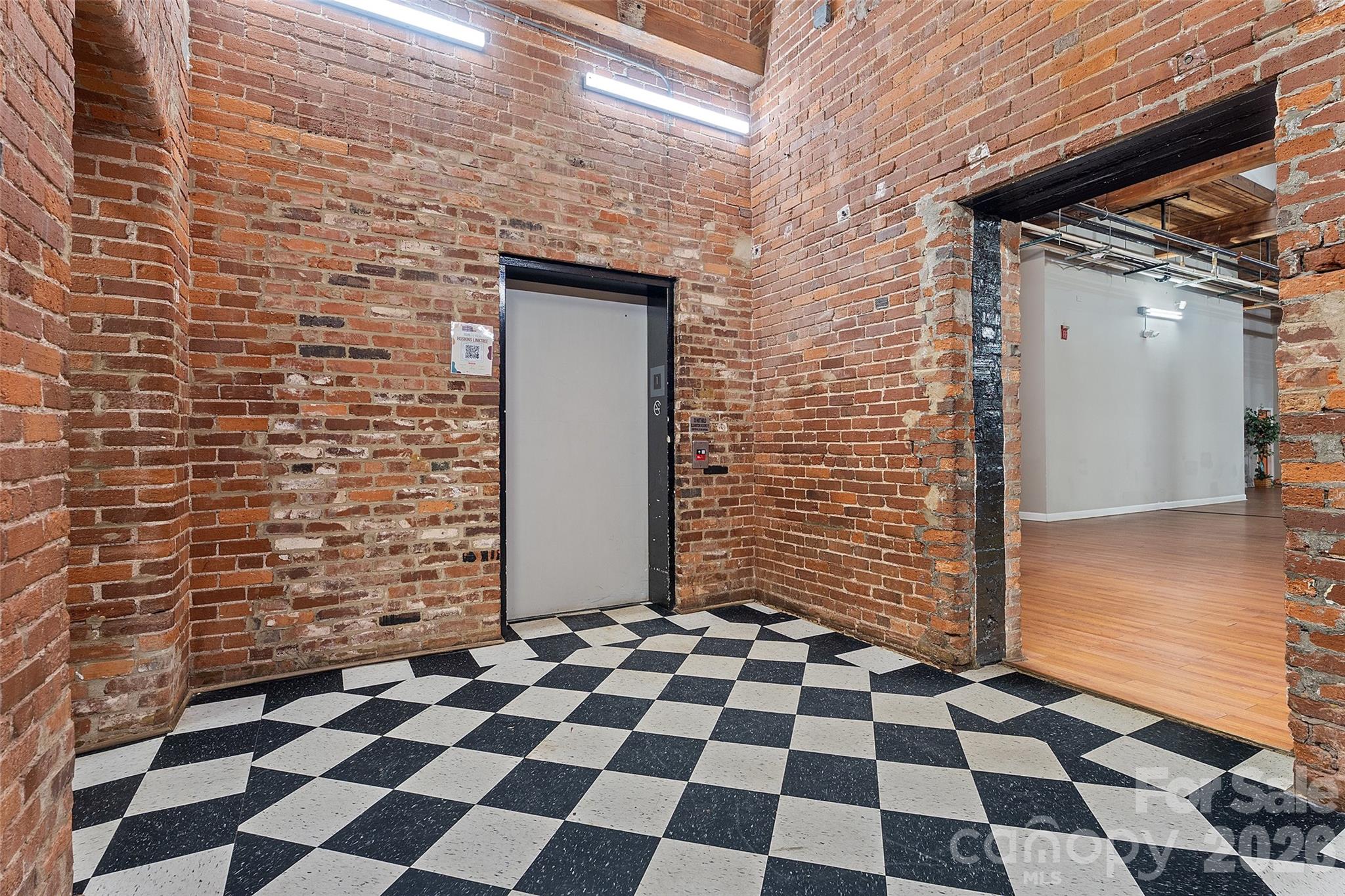 FoxRidge Lofts - Residential