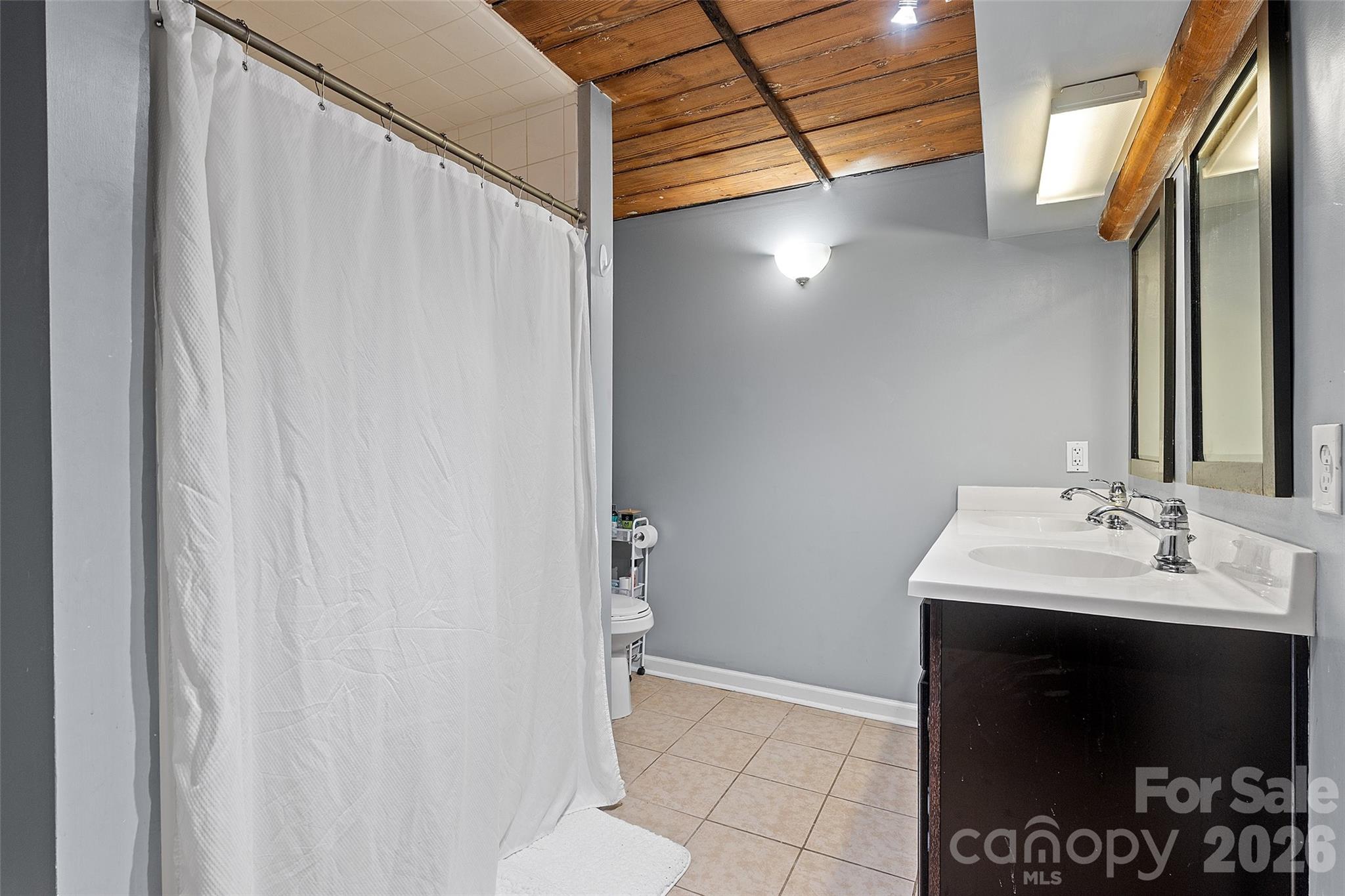 FoxRidge Lofts - Residential