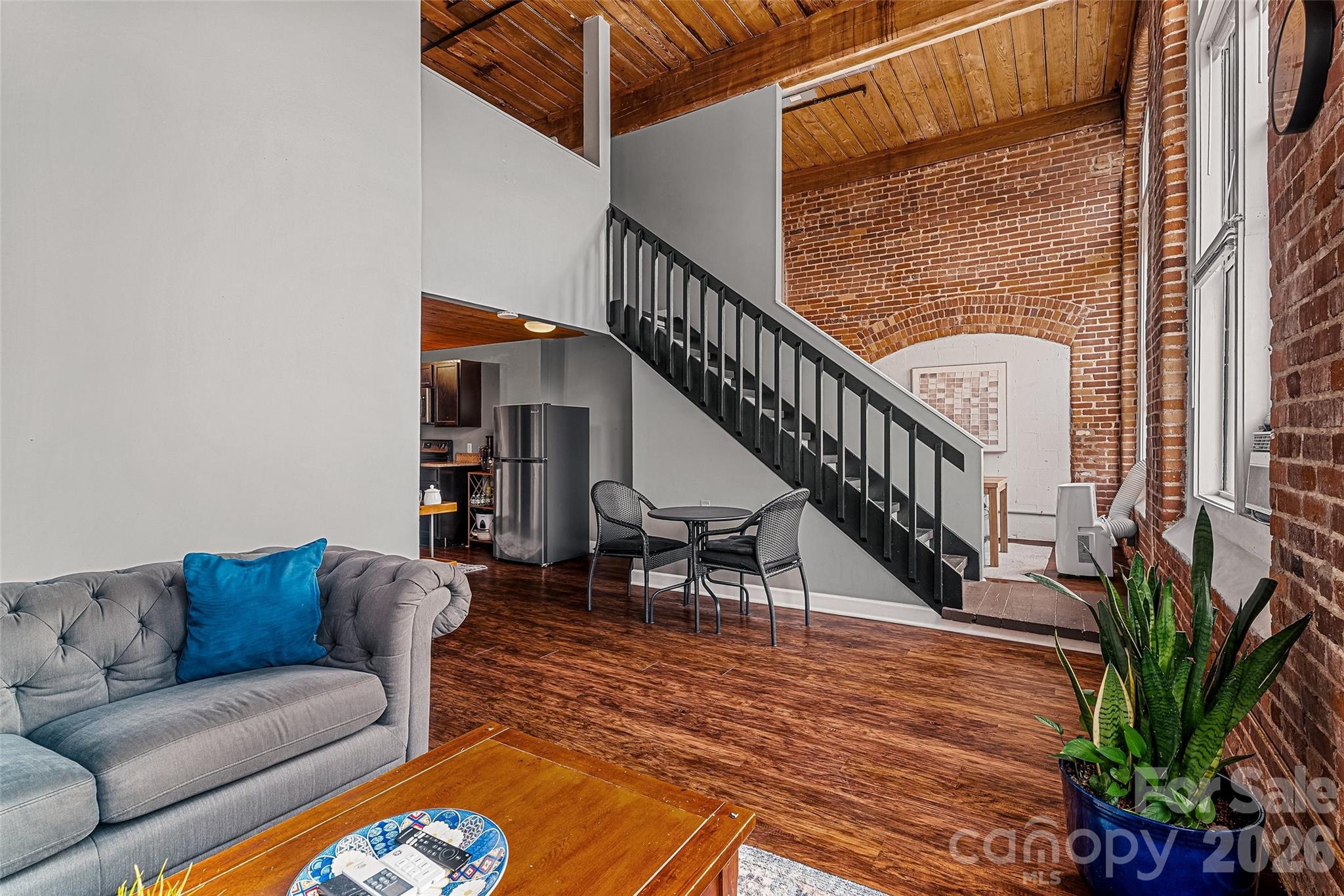 FoxRidge Lofts - Residential