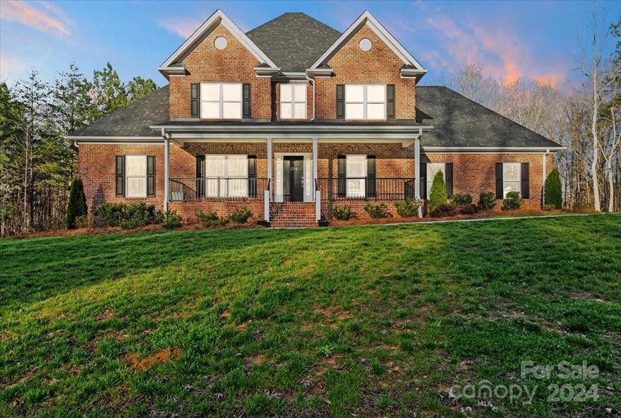 Welcome to your dream home! Nestled on nearly an acre of lush land, this custom-built brick beauty offers the epitome of luxurious living without the confines of an HOA. Boasting four spacious bedrooms, this home is designed for comfort and style. Step inside to discover a beautiful floorplan that seamlessly integrates open spaces with cozy retreats, perfect for both entertaining and relaxation. With its flat lot, outdoor activities are a breeze, whether you’re hosting a barbecue or simply enjoying the serenity of your surroundings. Don’t miss the opportunity to make this exceptional property your own!