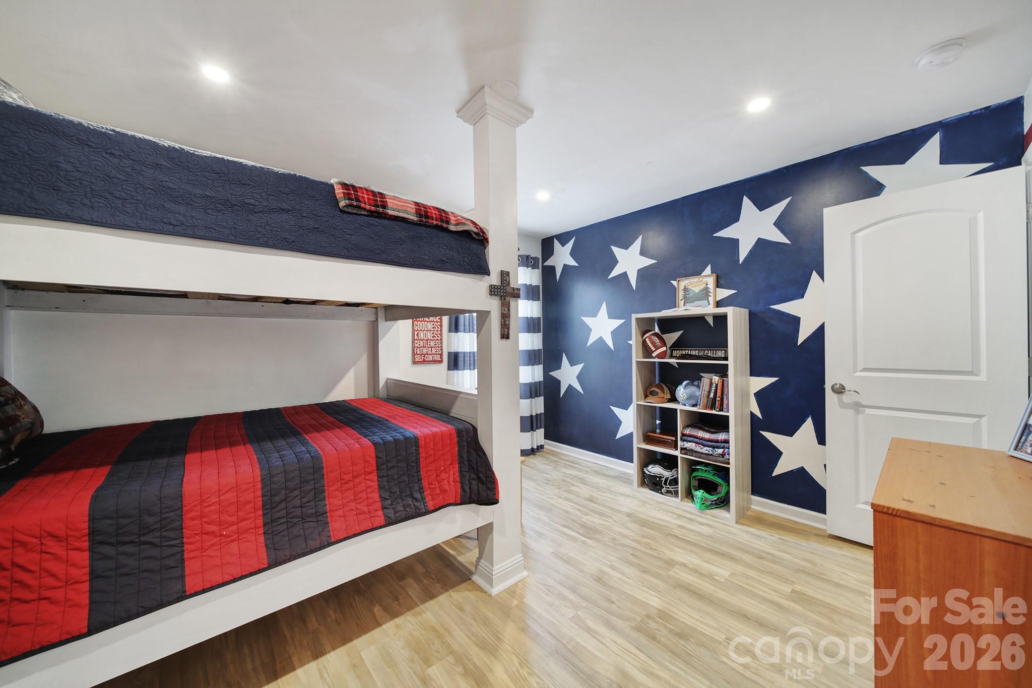 The Pinnacle at Handsmill - Residential