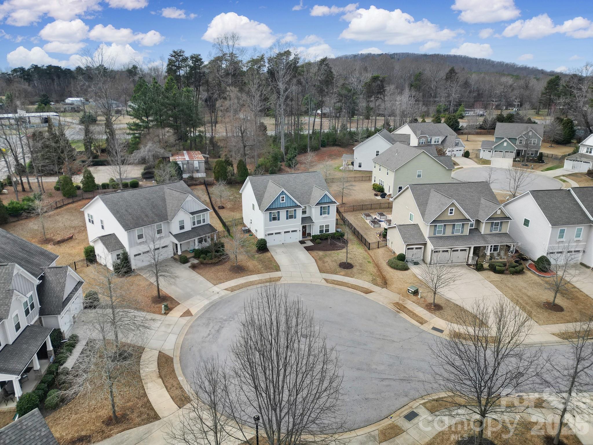 The Pinnacle at Handsmill - Residential