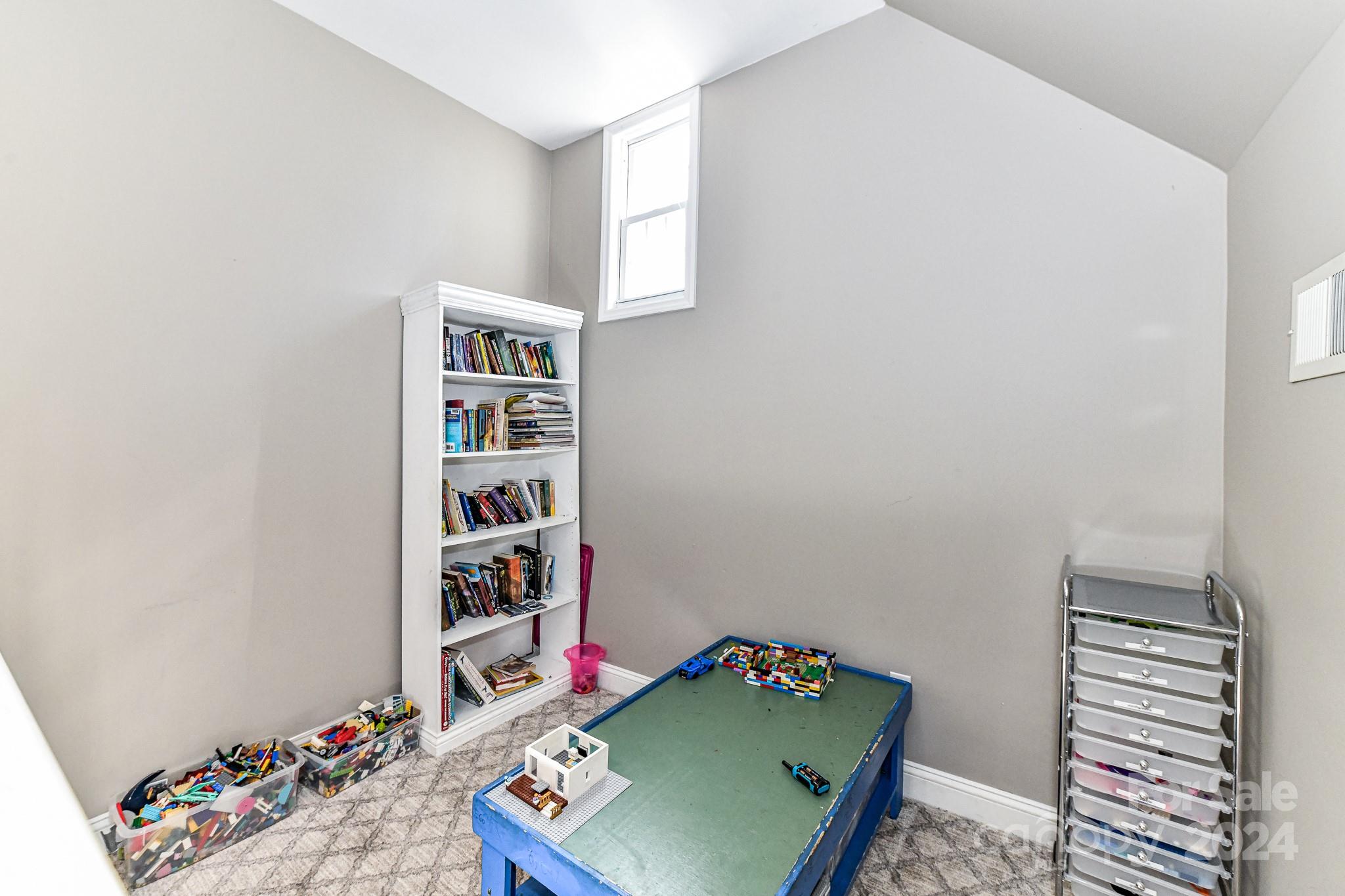 Cabin Creek - Residential