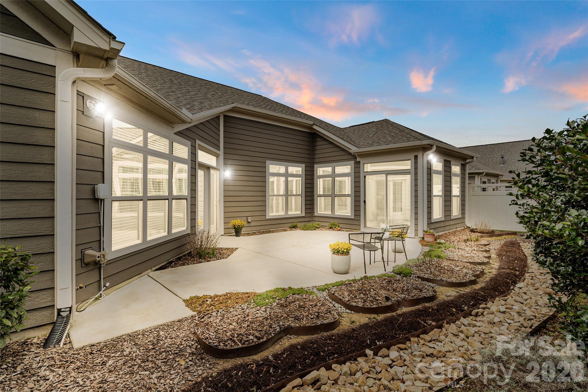 The Courtyards At Wesley Chapel - Residential