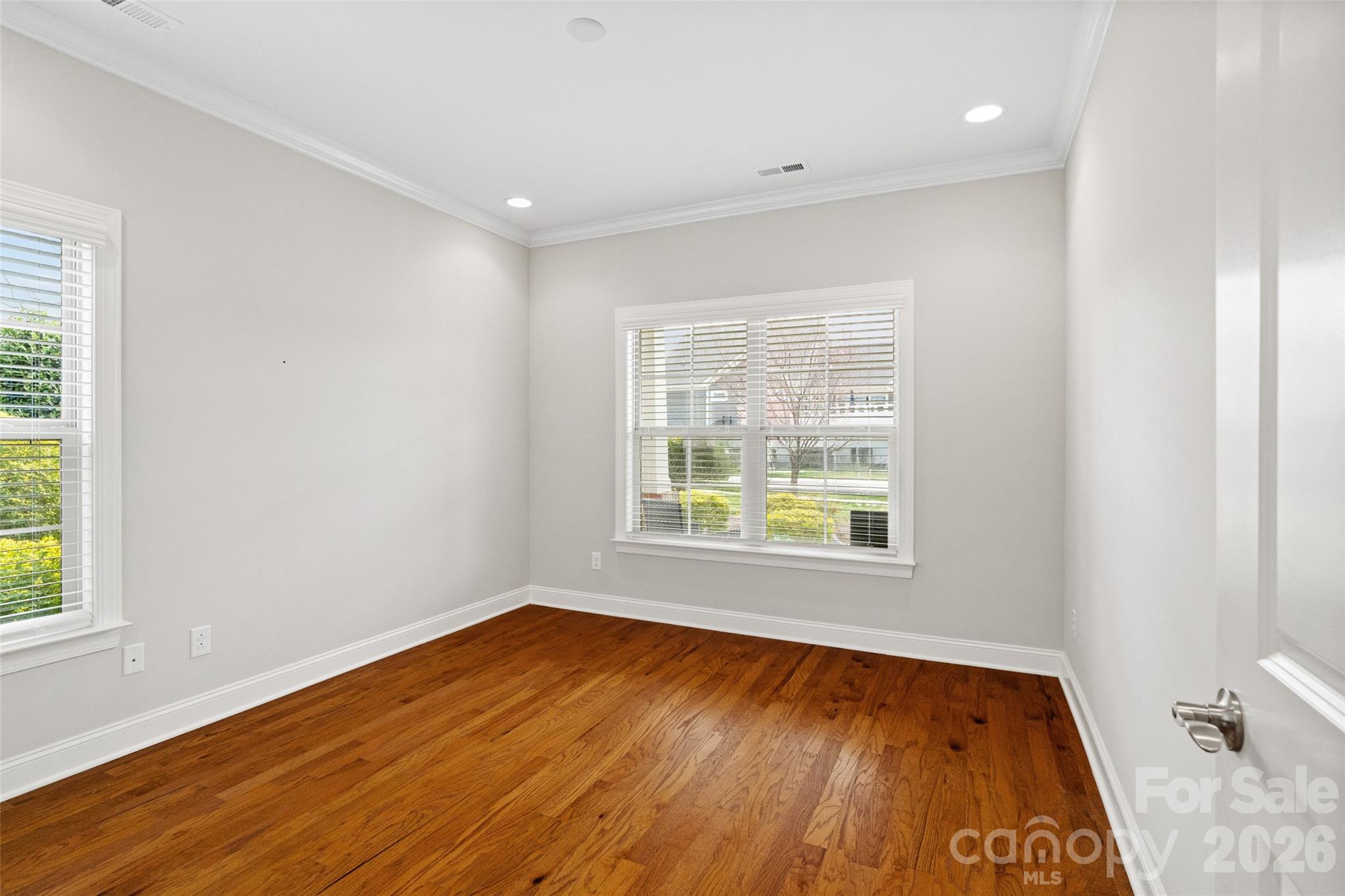 The Courtyards At Wesley Chapel - Residential