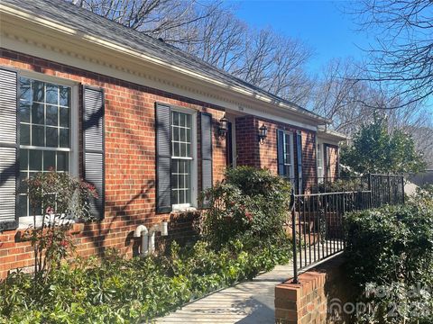 754 Charter Place Charlotte NC 28211