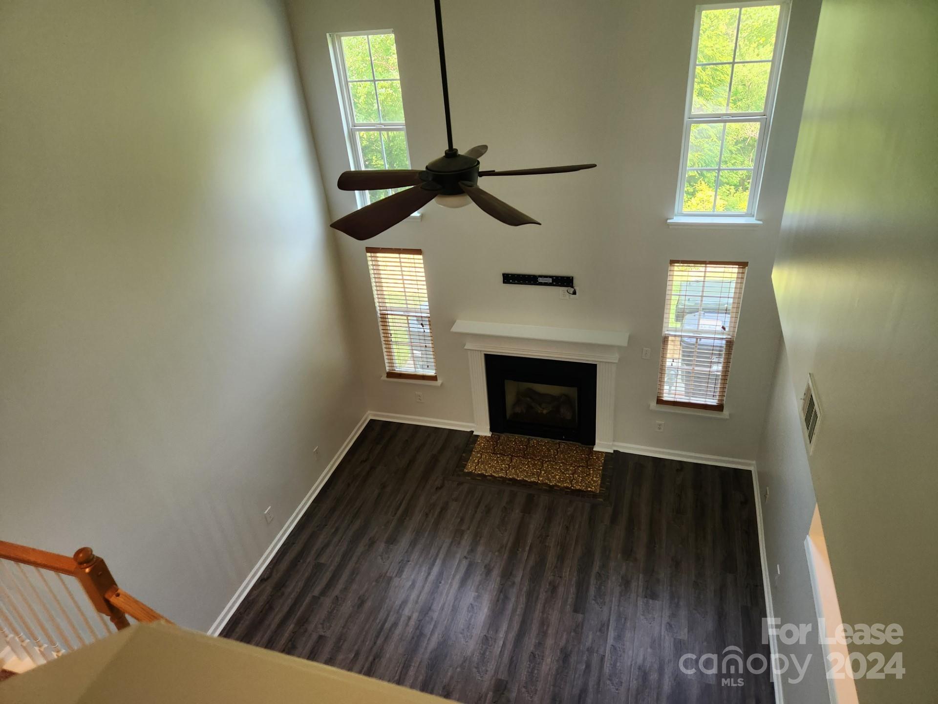 Oxford Commons - Residential Lease