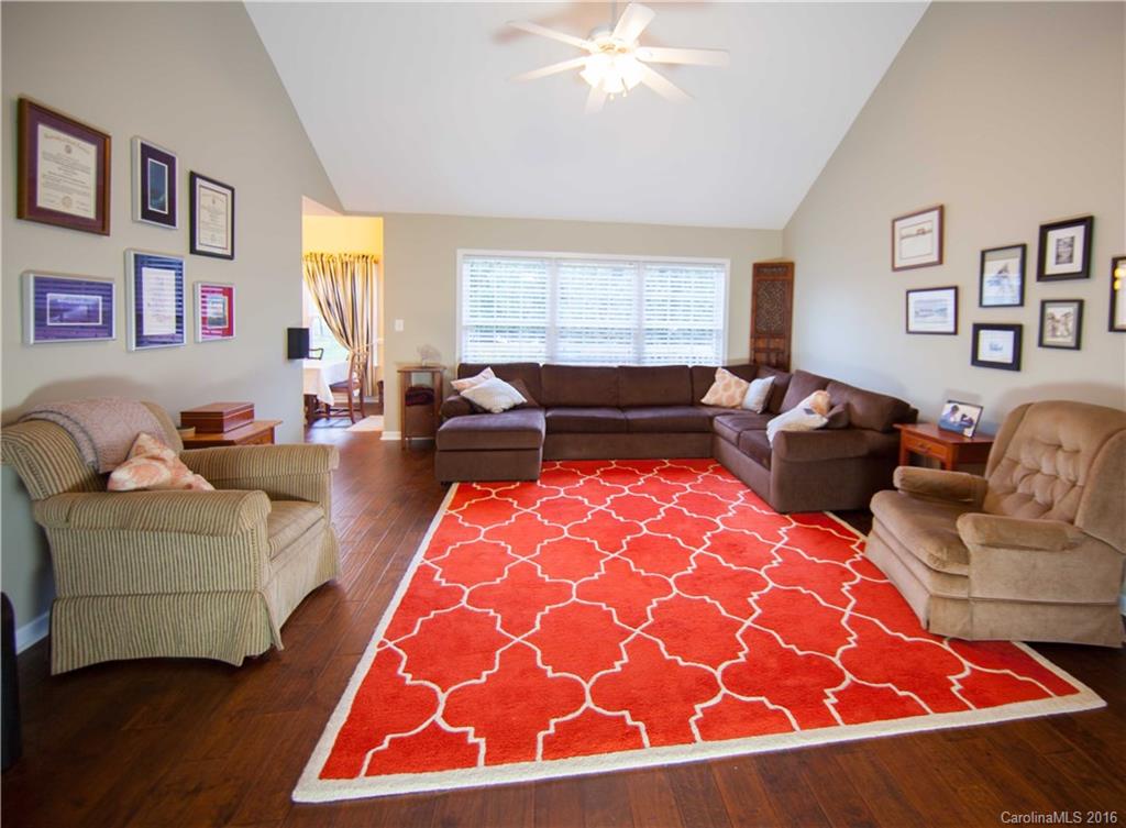 Creekside - Residential