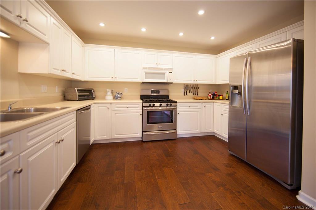 Creekside - Residential