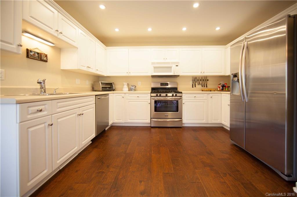 Creekside - Residential