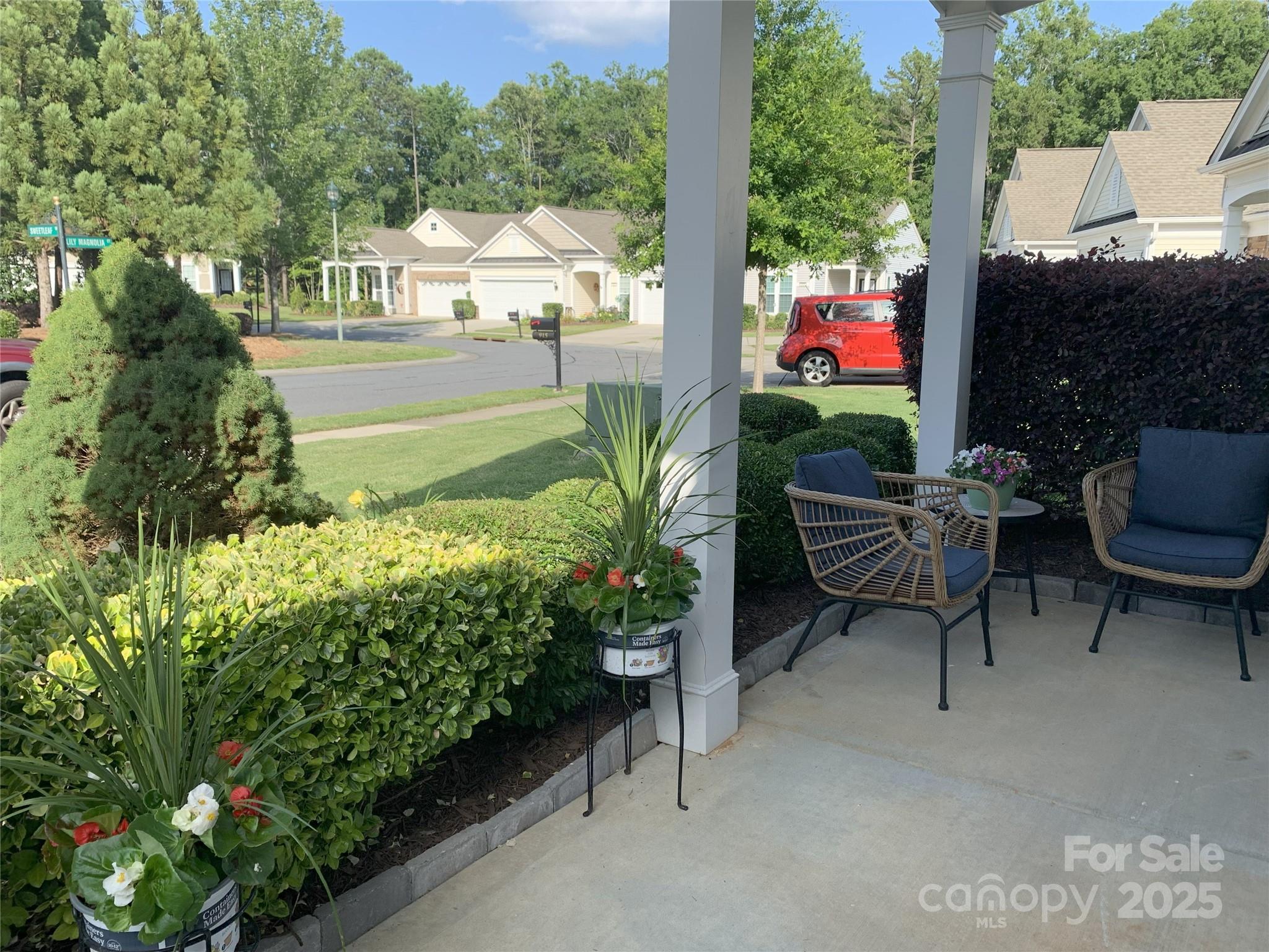 919 Lily Magnolia Court