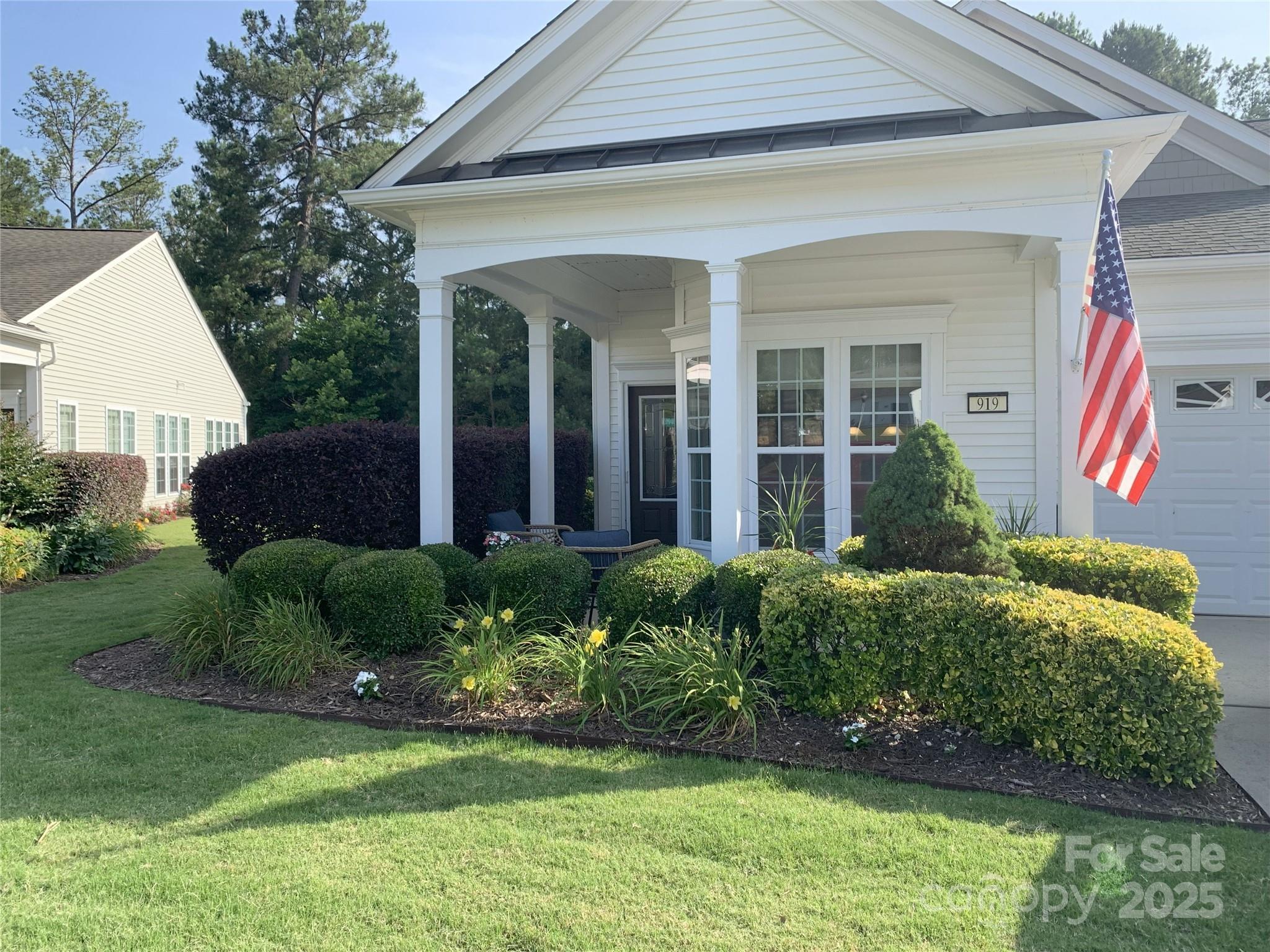 919 Lily Magnolia Court