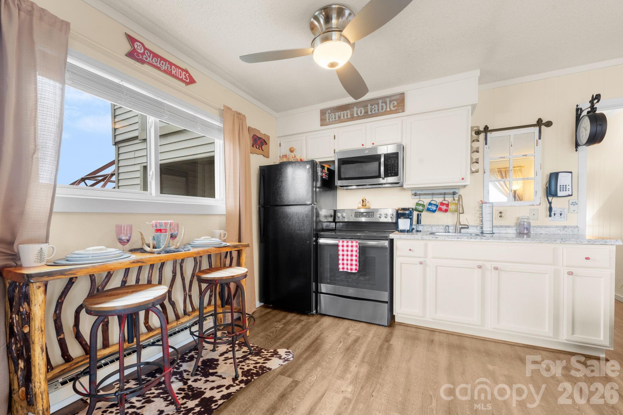 Pinnacle Inn - Residential