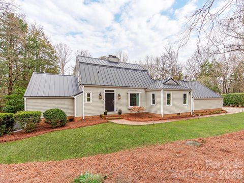 5361 Five Knolls Drive Charlotte NC 28226