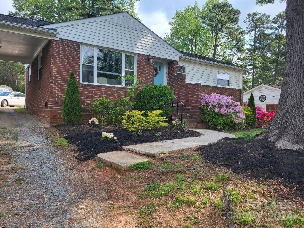 Country Club Heights - Residential Lease