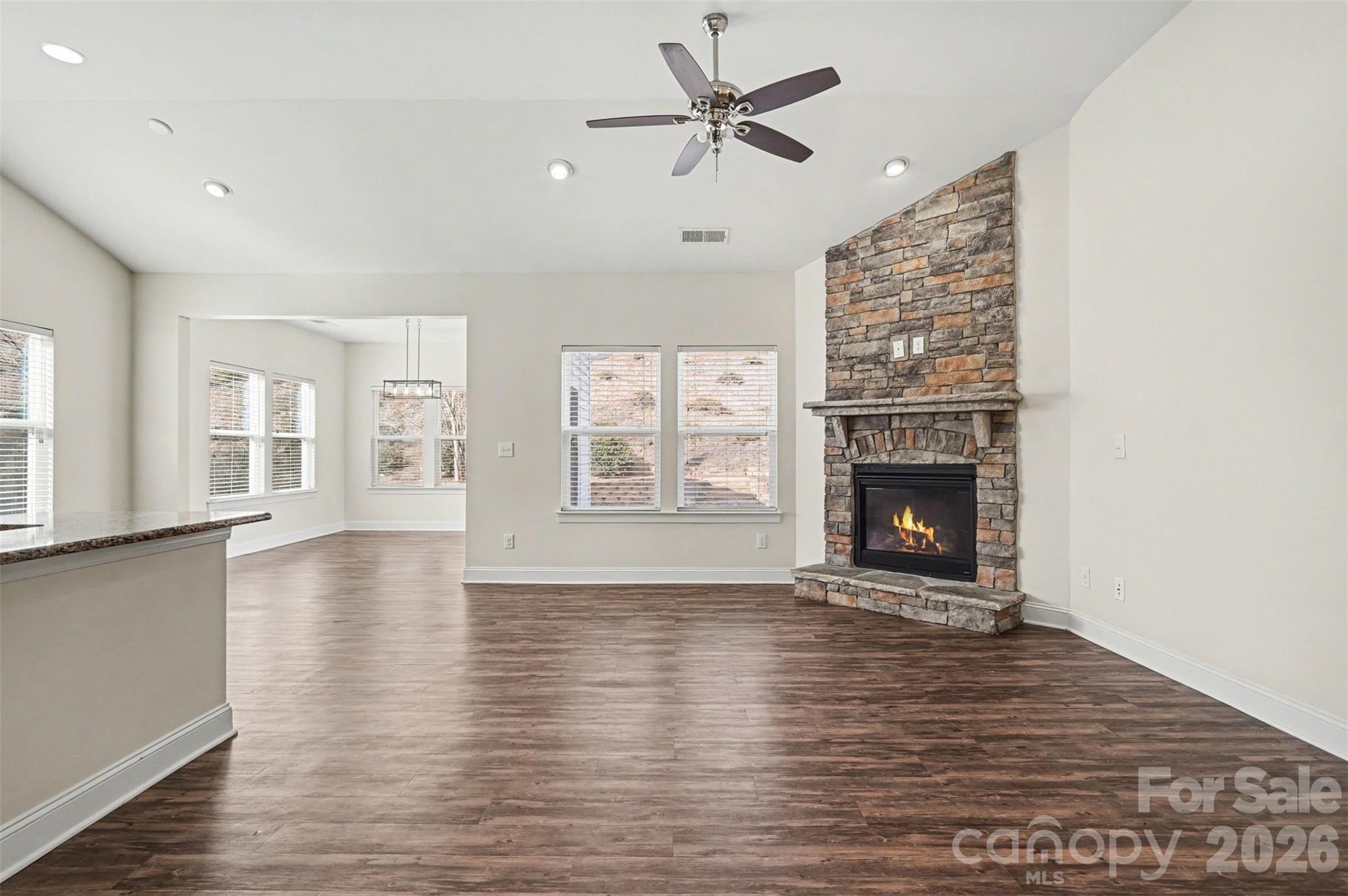 204 Paradise Hills Circle