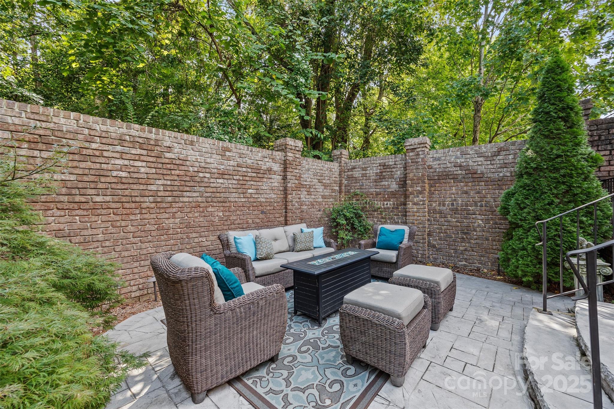 Chatham Court - Residential