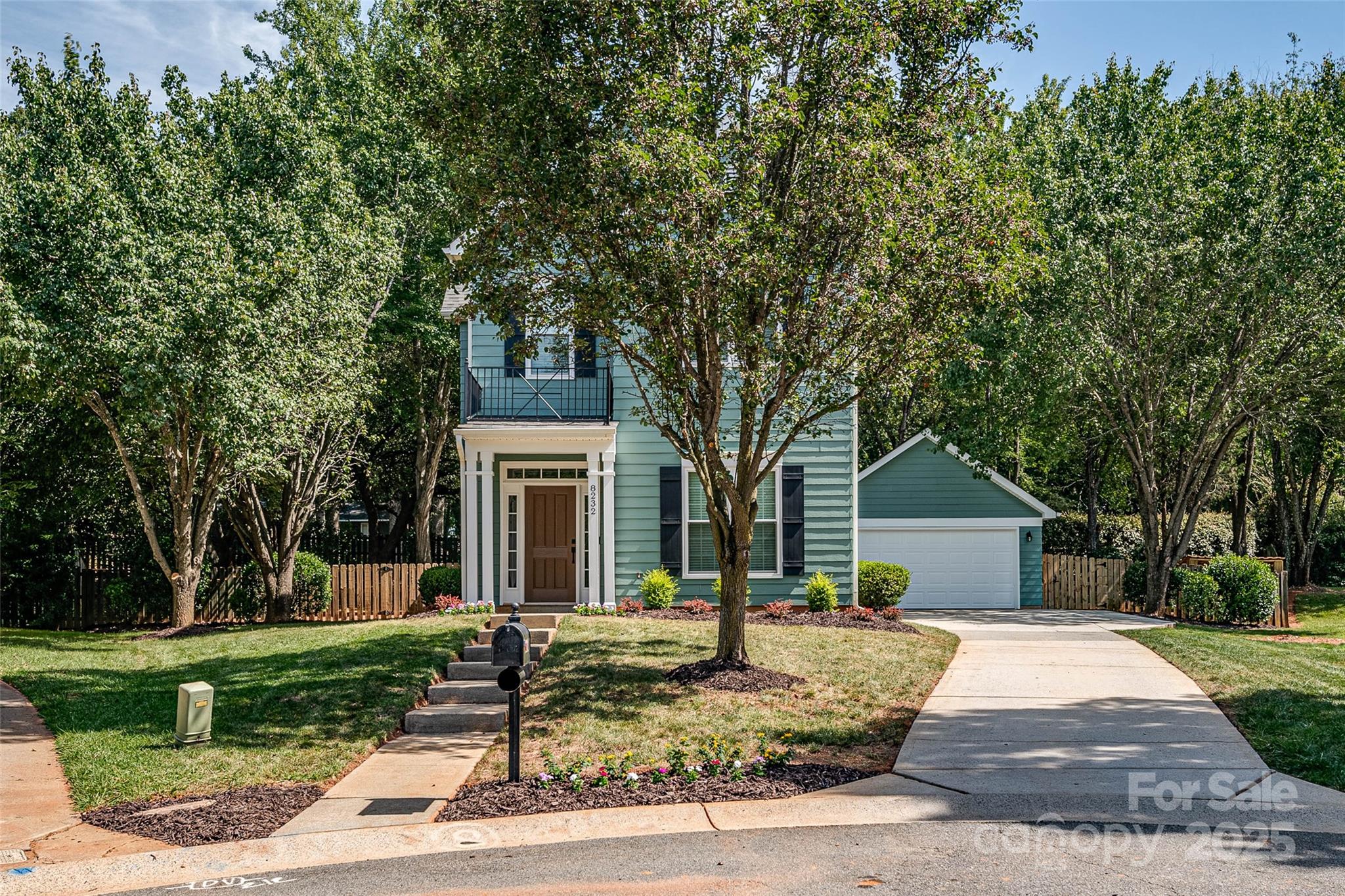 8232 Ballymore Court