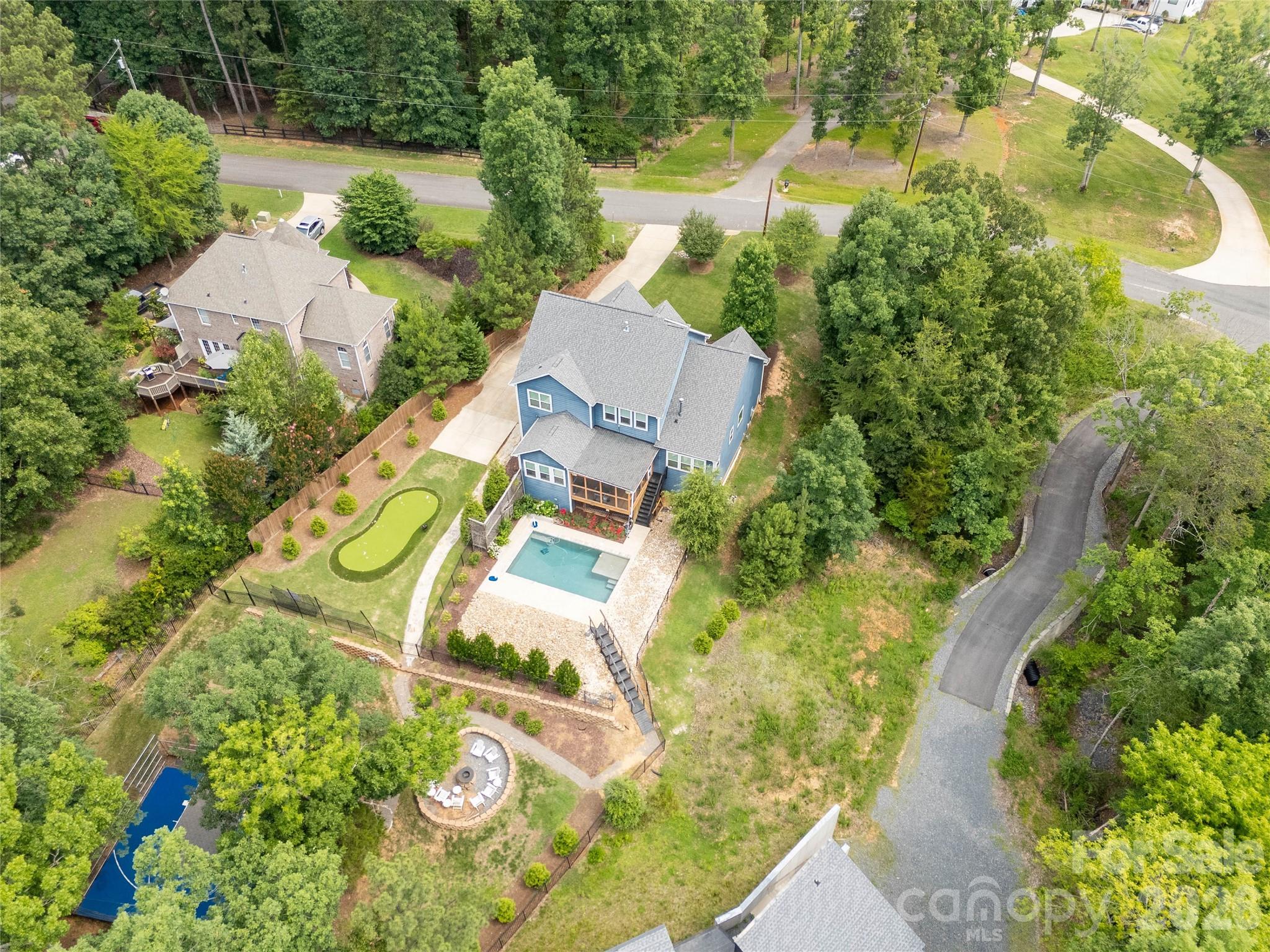378 Squirrel Lane