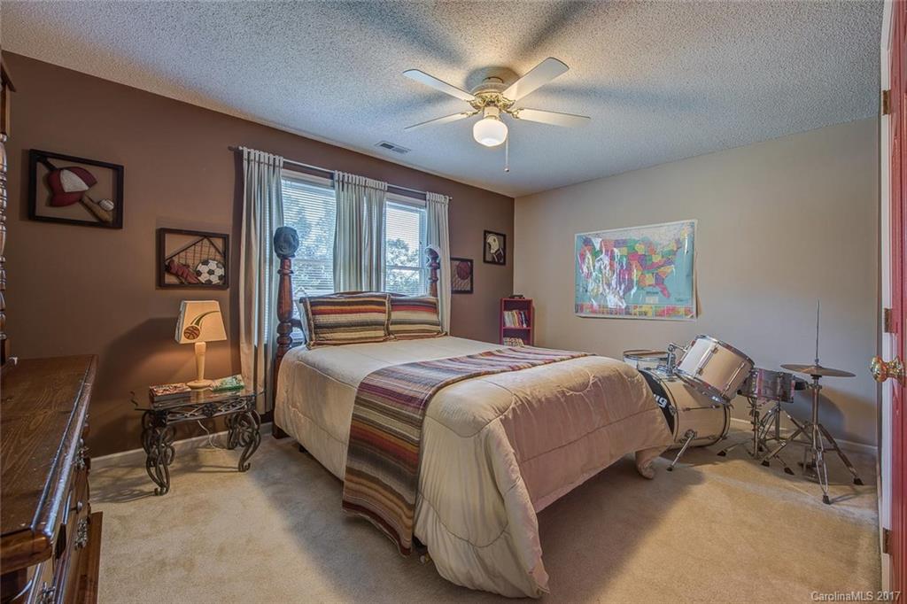 Colony Woods - Residential