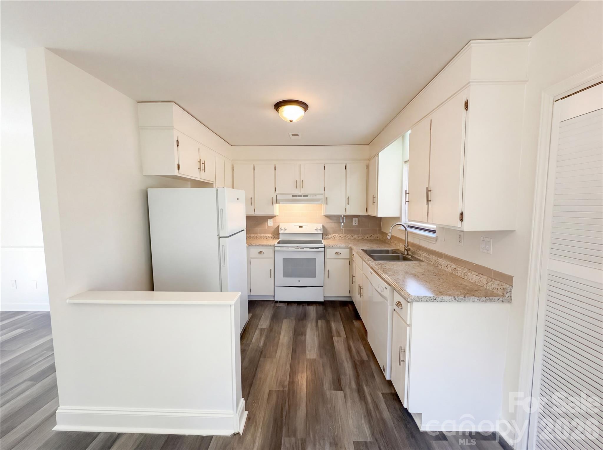 8524 Clear Meadow Lane