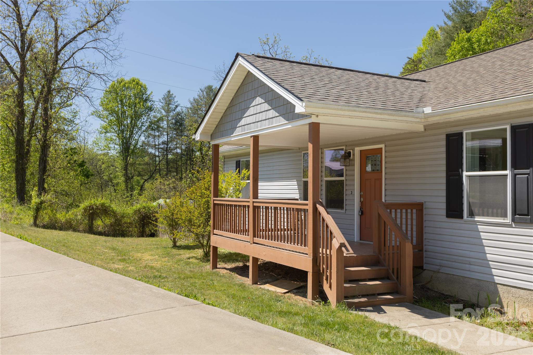 3674 New Leicester Highway
