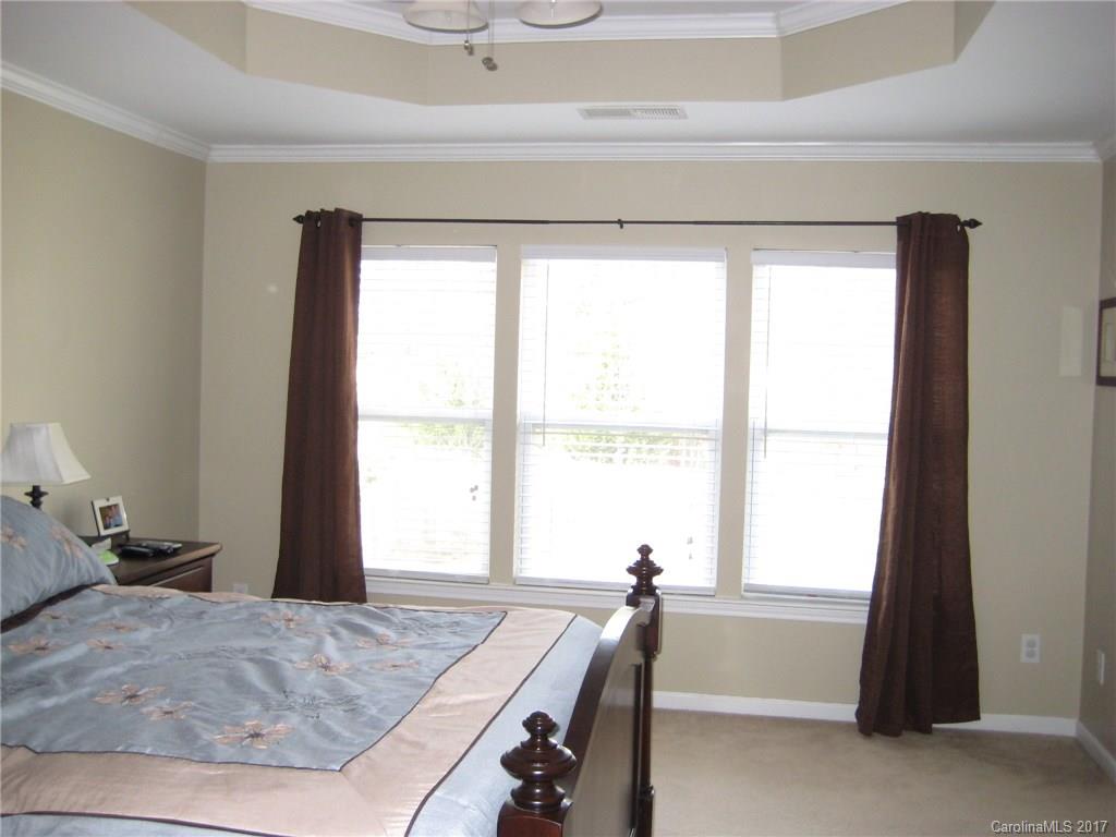 Ridge Pointe - Residential