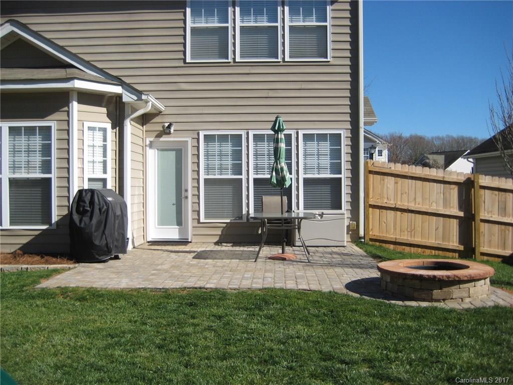 Ridge Pointe - Residential