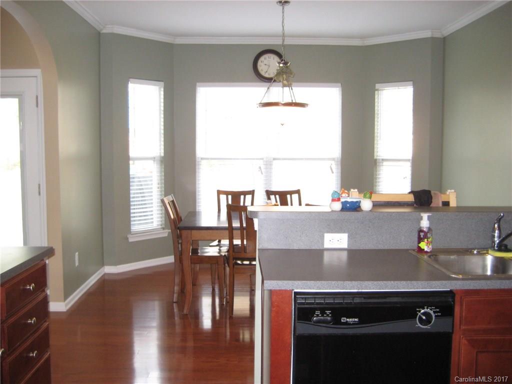 Ridge Pointe - Residential