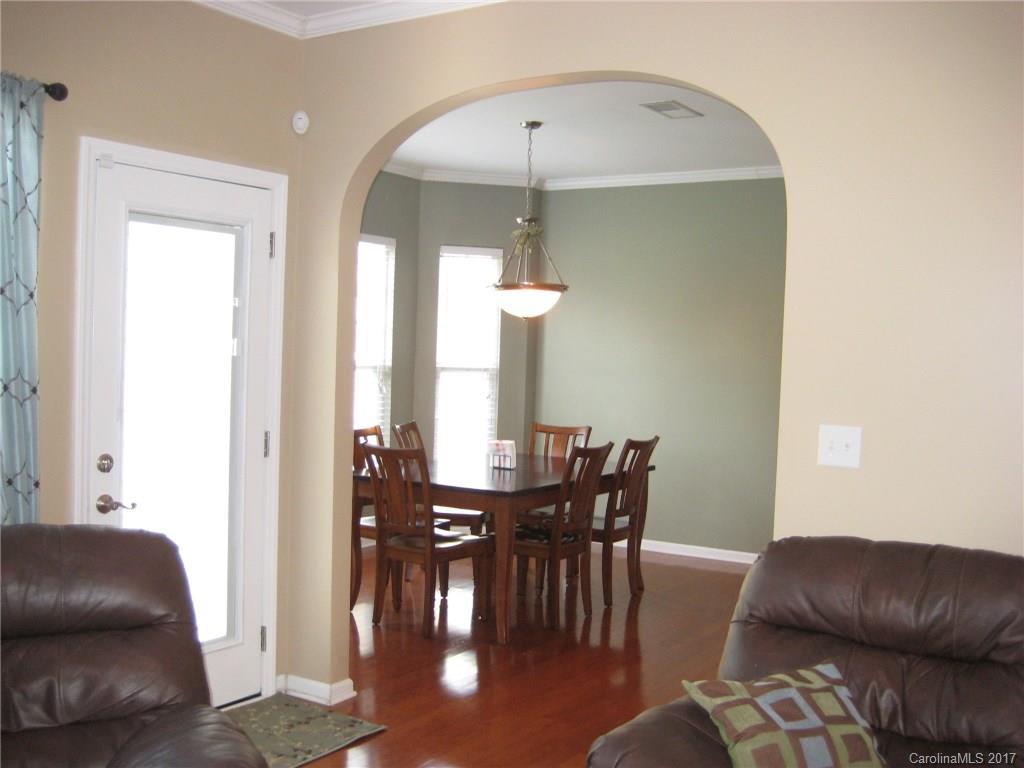 Ridge Pointe - Residential