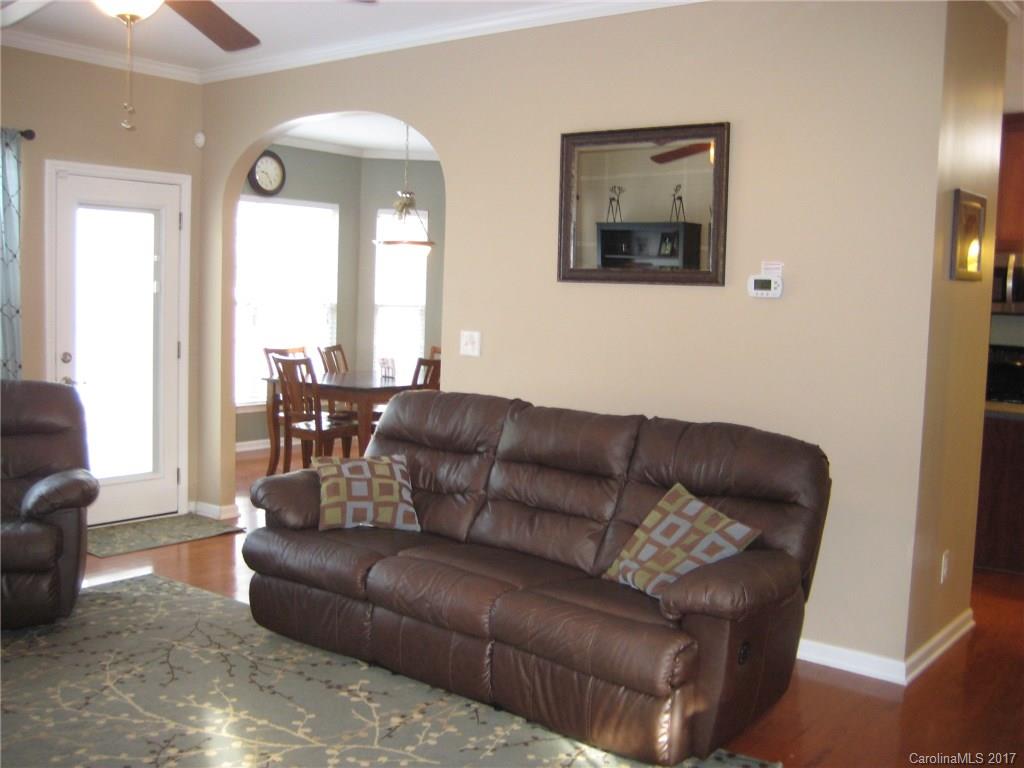 Ridge Pointe - Residential