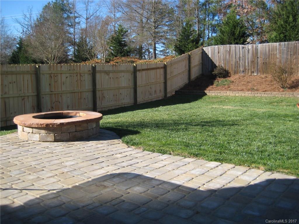 Ridge Pointe - Residential