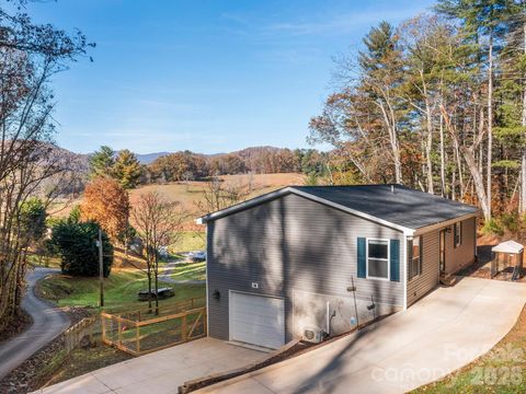 30 Shire Way Lane Leicester NC 28748