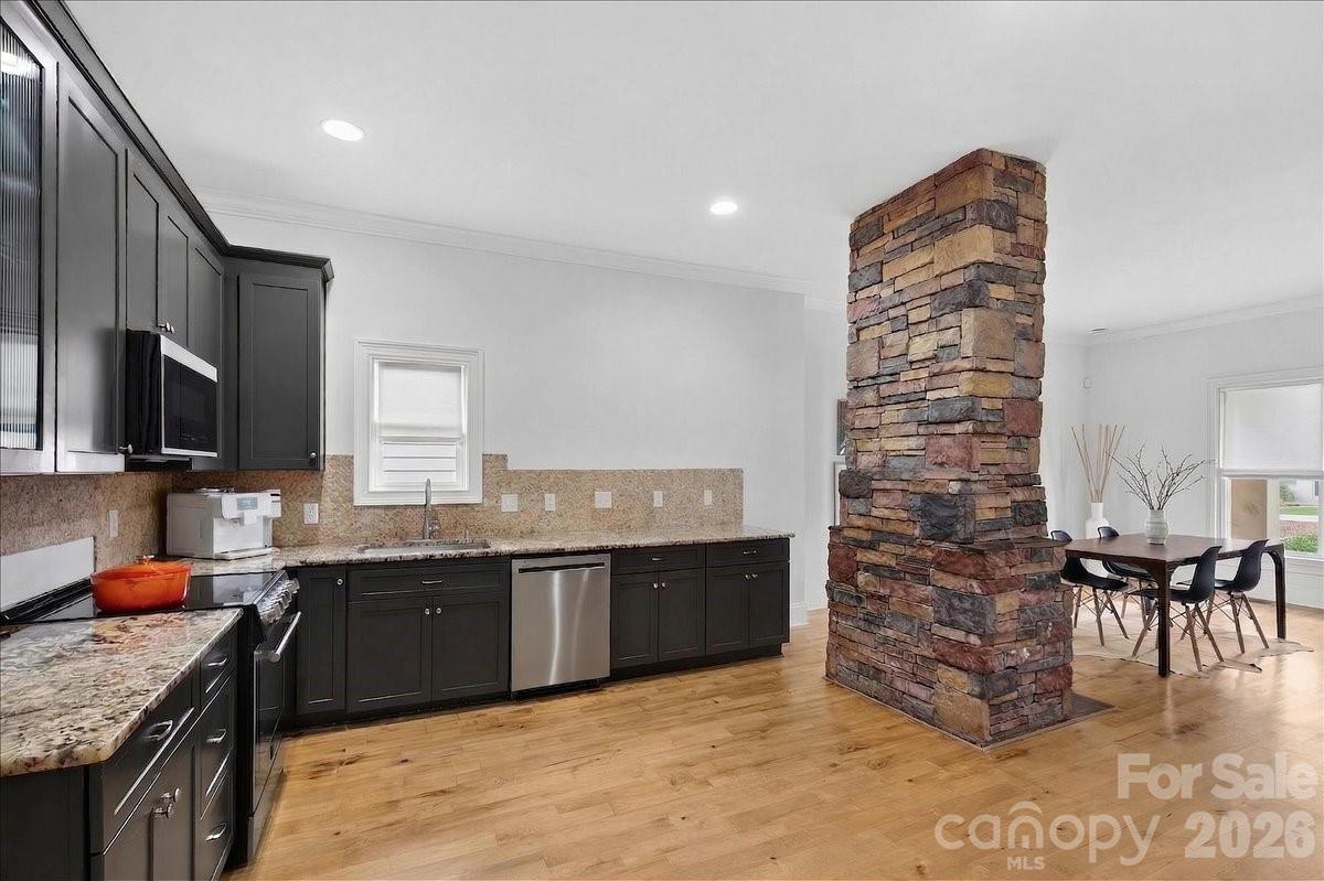 Villa Heights - Residential