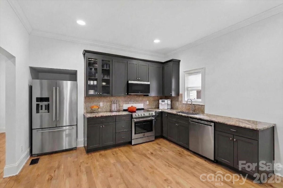 Villa Heights - Residential