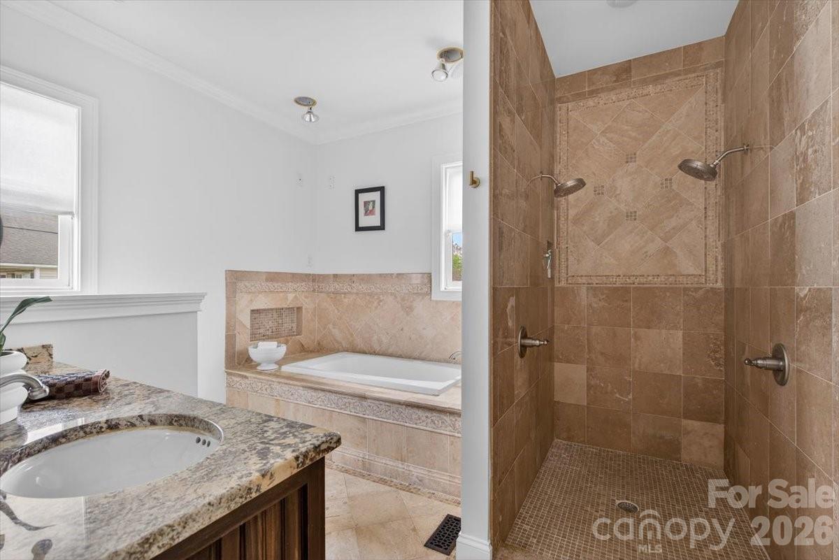 Villa Heights - Residential