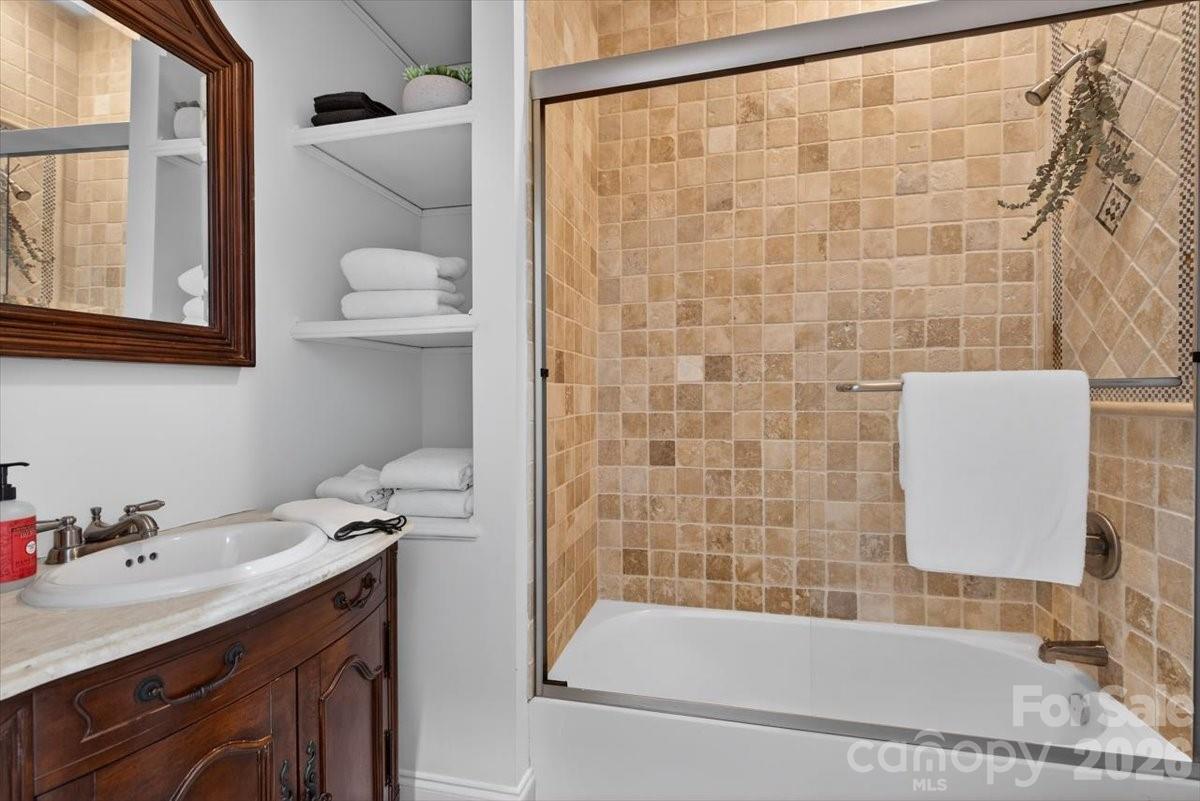 Villa Heights - Residential