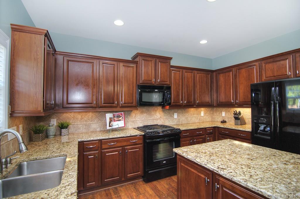 Moss Creek Village - Residential