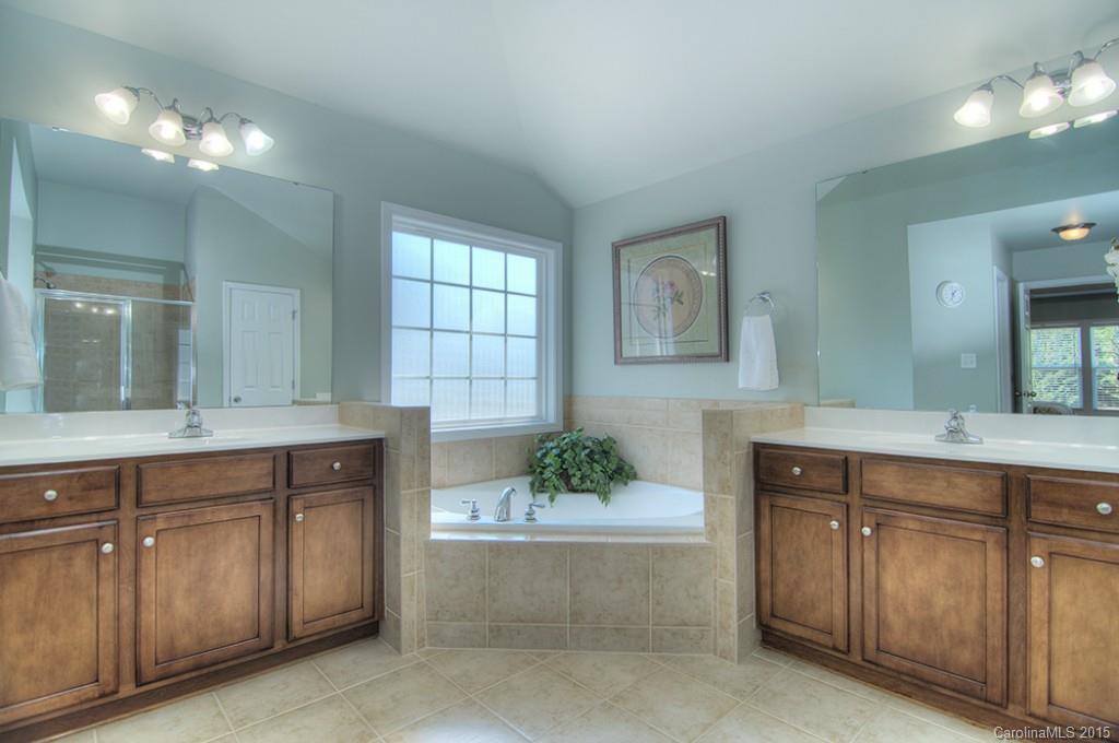 Moss Creek Village - Residential