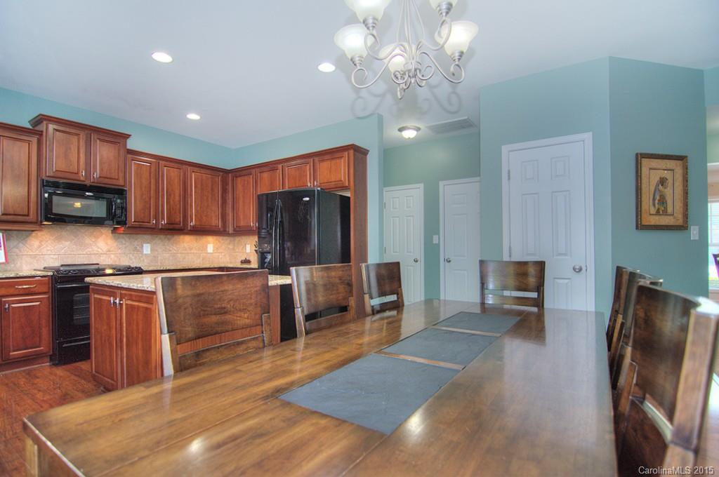 Moss Creek Village - Residential